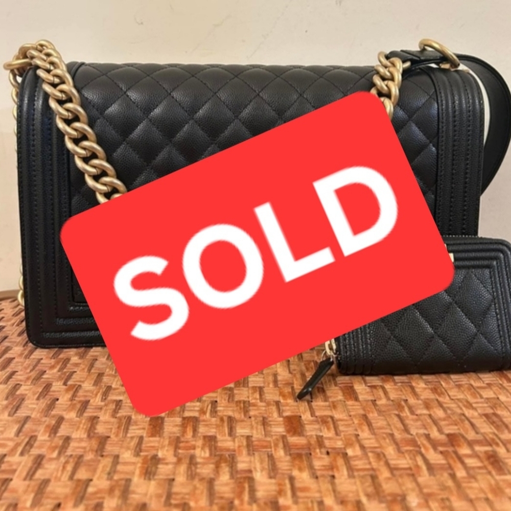 Chanel Black Quilted Medium Boy bag with matching wallet *Authentic*